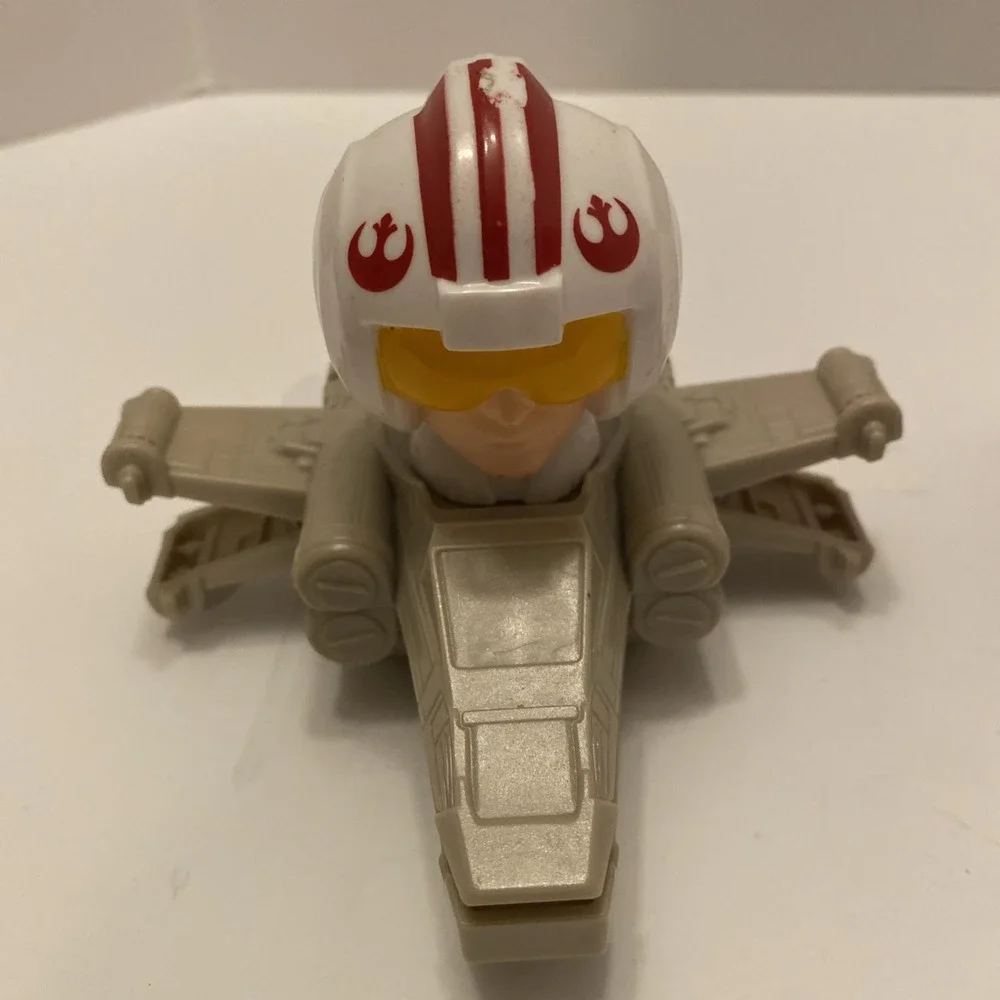 McDonald's Star Wars 2020 X-wing, Imperial Cruiser, Millenium‎ Falcon Toys